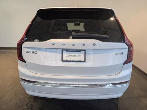New 2026 Volvo XC90 B6 Plus w/ Protection Package Premier AWD/4WD image 4