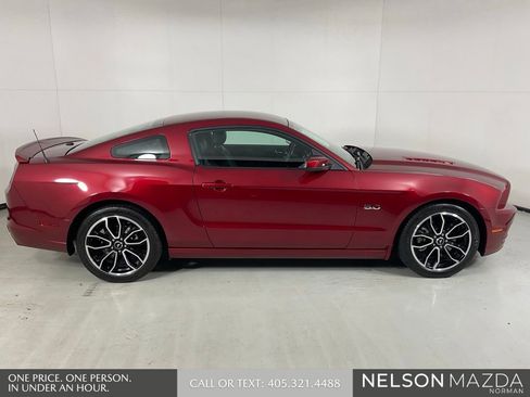 Used 2014 Ford Mustang GT Premium w/ Comfort Package RWD image 6