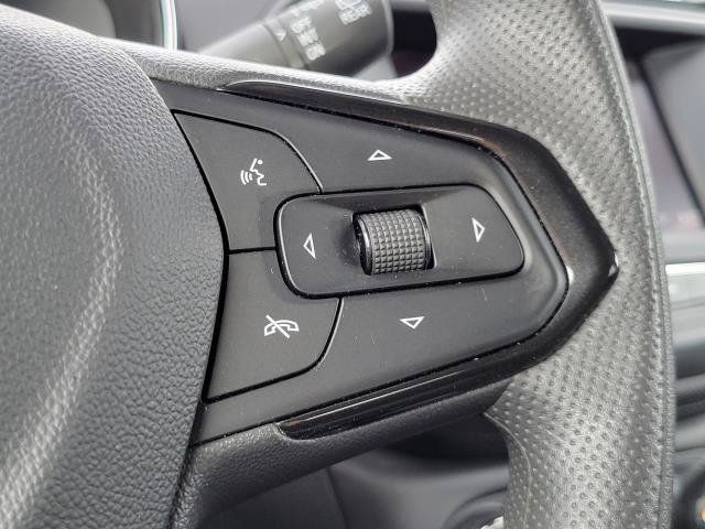 Used 2023 Chevrolet TrailBlazer LT FWD image 17