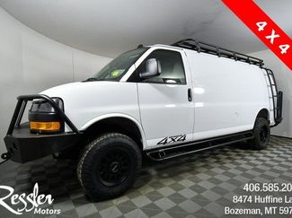 New 2025 Chevrolet Express 3500 Work Van w/ Driver Convenience Package video 1