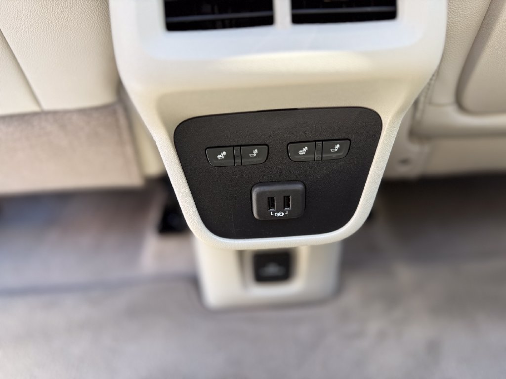 Used 2019 GMC Terrain Denali w/ Advanced Safety Package AWD/4WD image 30