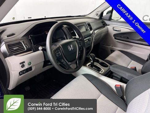 Used 2017 Honda Ridgeline RTS image 3