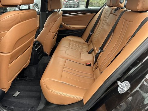 Used 2018 BMW 530i image 21