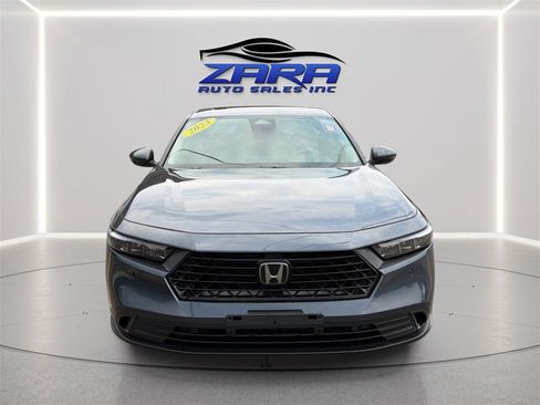 Used 2023 Honda Accord EX-L image 2