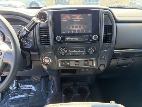 Used 2022 Nissan Titan SV w/ Accessory Utility Package image 20
