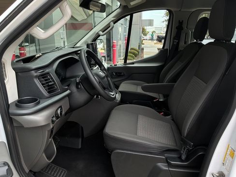 Used 2024 Ford Transit 350 XLT RWD image 10