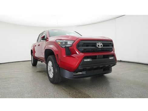 Used 2025 Toyota Tacoma SR5 AWD/4WD image 35