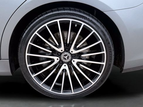 Used 2023 Mercedes-Benz S 500 4MATIC w/ AMG Line image 17