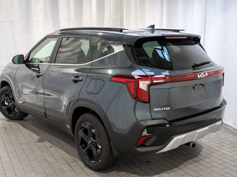 New 2026 Kia Seltos EX image 4