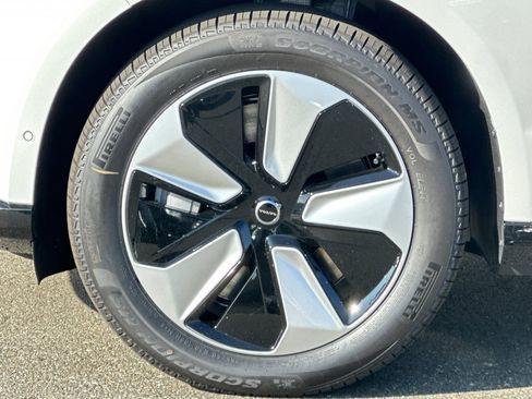 New 2025 Volvo EX90 Plus w/ Protection Package Premier image 30