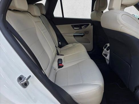 Certified 2026 Mercedes-Benz GLC 300 image 17