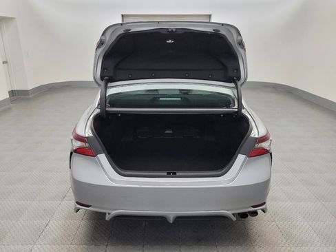 Used 2021 Toyota Camry SE image 29