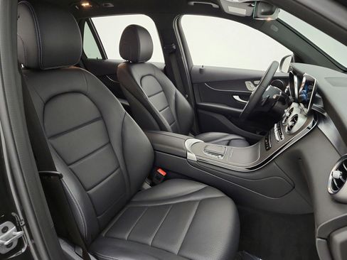Certified 2022 Mercedes-Benz GLC 300 image 16