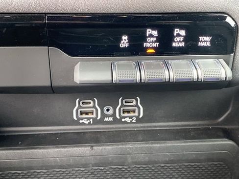 Used 2025 RAM 1500 Big Horn image 20