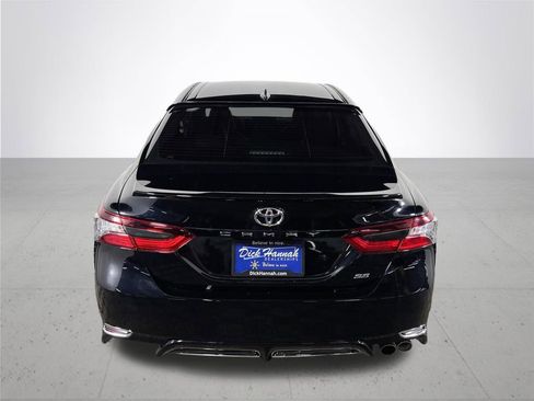 Used 2023 Toyota Camry SE image 7