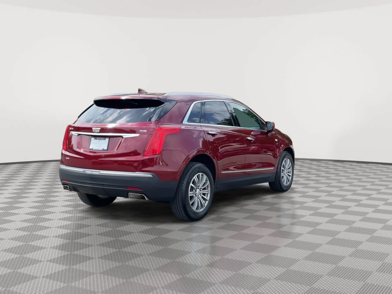 Used 2017 Cadillac XT5 Luxury w/ Driver Awareness Package AWD/4WD image 8