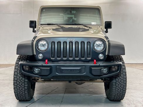 Used 2017 Jeep Wrangler Rubicon AWD/4WD image 9