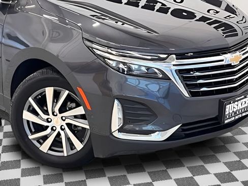 Certified 2022 Chevrolet Equinox Premier FWD image 33