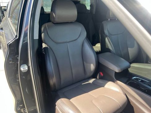 Used 2020 Hyundai Santa Fe Limited AWD/4WD image 33