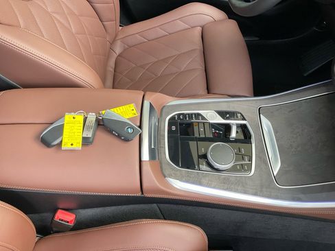 Certified 2025 BMW X5 xDrive40i w/ Premium Package image 34