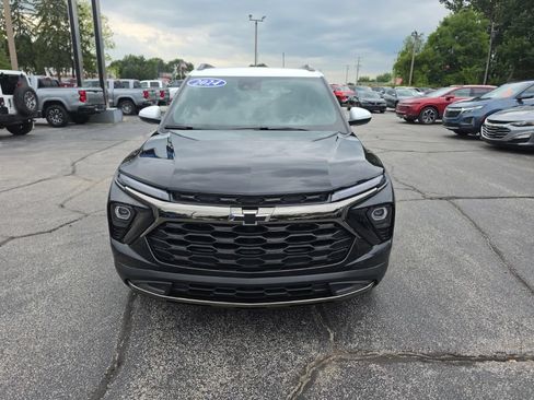 Certified 2024 Chevrolet TrailBlazer ACTIV w/ Driver Confidence Package FWD image 2