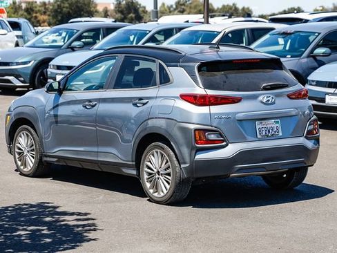 Used 2018 Hyundai Kona SEL AWD/4WD image 2