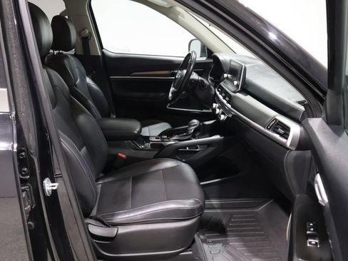 Used 2020 Kia Telluride LX AWD/4WD image 24