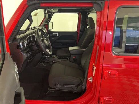 Certified 2023 Jeep Wrangler Unlimited Sahara AWD/4WD image 18