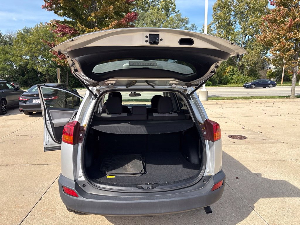 Used 2014 Toyota RAV4 XLE AWD/4WD image 22
