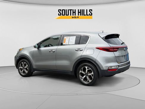 Used 2020 Kia Sportage LX AWD/4WD image 3