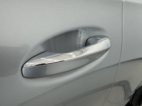 Certified 2025 Mercedes-Benz GLE 350 4MATIC image 51