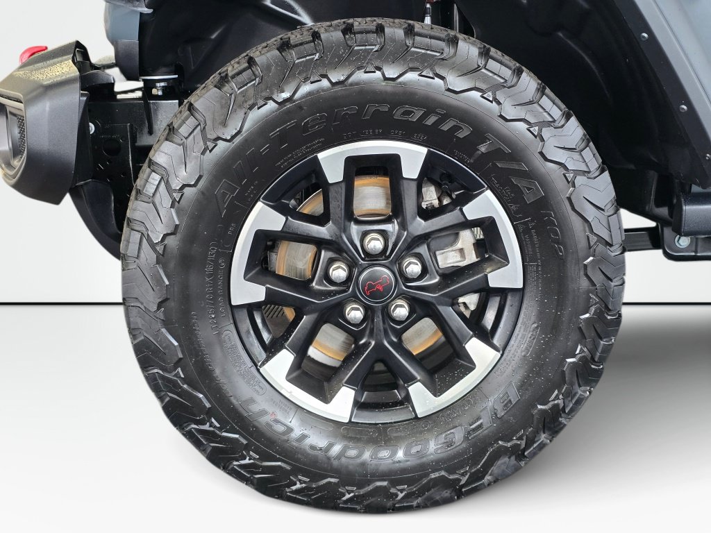 Used 2025 Jeep Wrangler Unlimited Rubicon AWD/4WD image 11