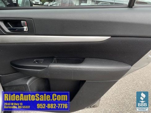 Used 2011 Subaru Outback 2.5i AWD/4WD image 15