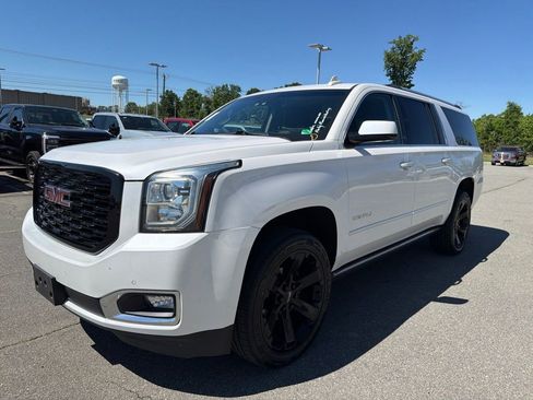 Used 2018 GMC Yukon XL Denali w/ Denali Ultimate Package AWD/4WD image 4