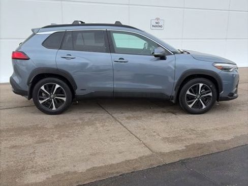 Used 2024 Toyota Corolla Cross XSE w/ Convenience Package image 4