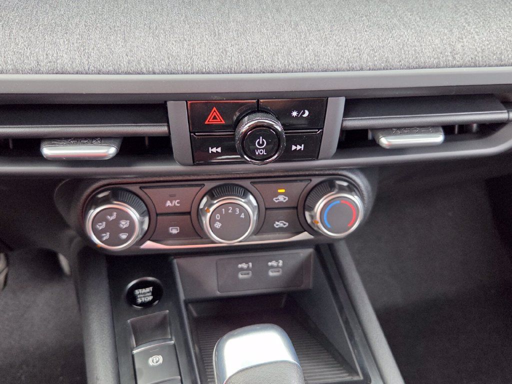 New 2027 Nissan Kicks S FWD image 22