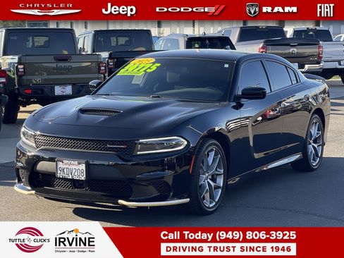 Used 2023 Dodge Charger GT w/ Technology Group image 3