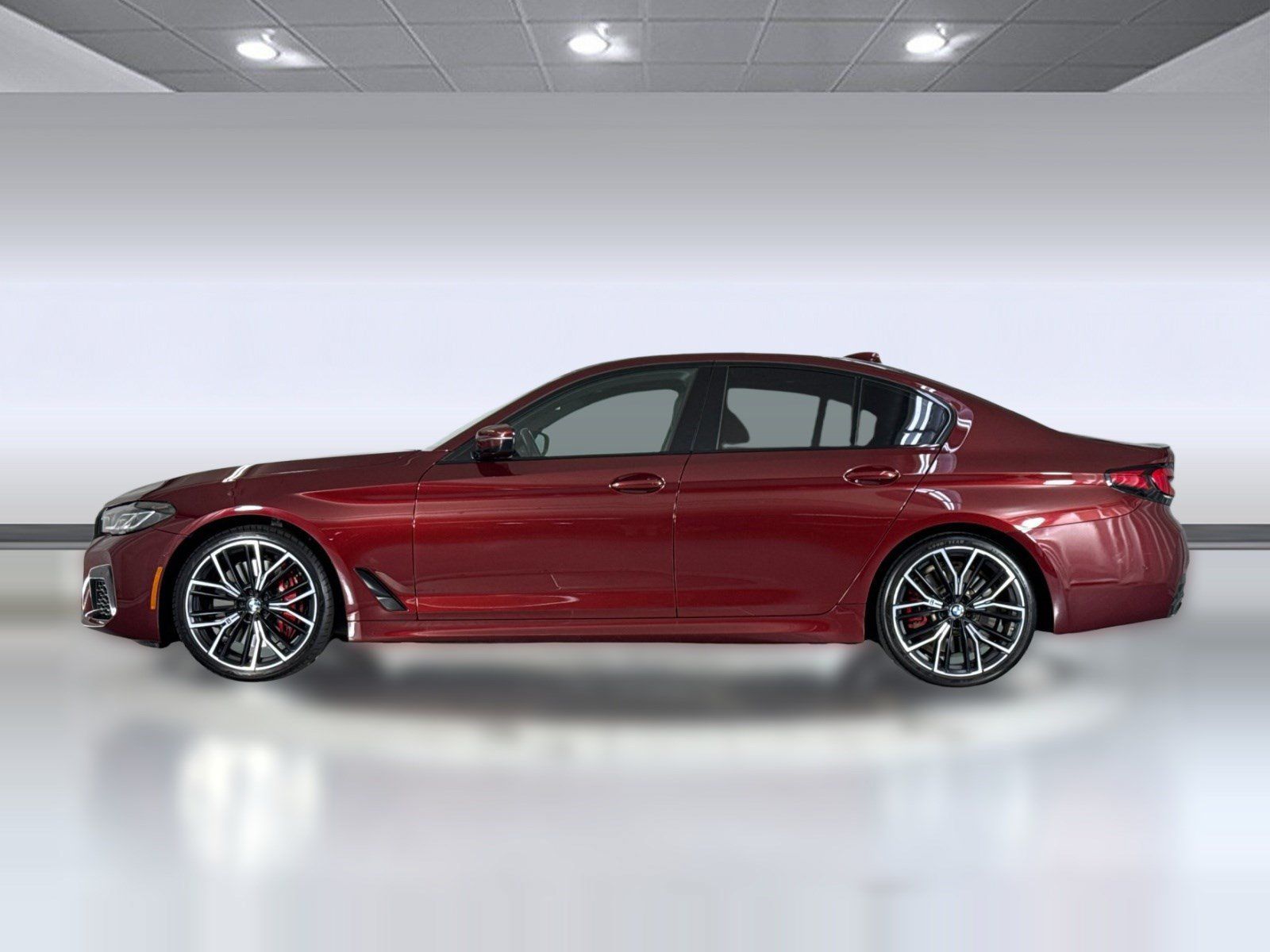 Used 2023 BMW 540i w/ M Sport Package RWD image 2