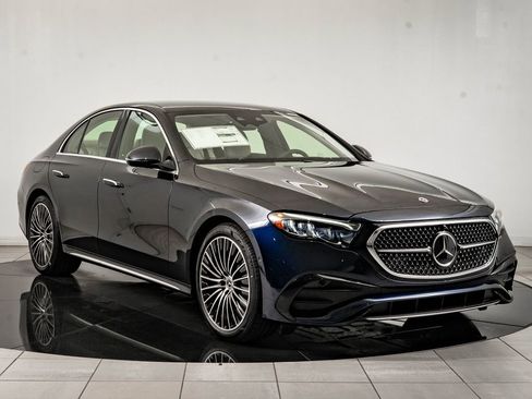 New 2026 Mercedes-Benz E 350 4MATIC Sedan image 12