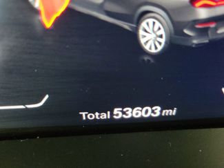 Used 2023 BMW X6 xDrive40i video 4