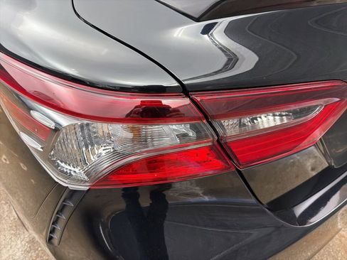 Used 2024 Toyota Camry SE w/ Convenience Package image 21