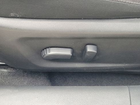 Used 2025 Nissan Altima 2.5 SV FWD image 16