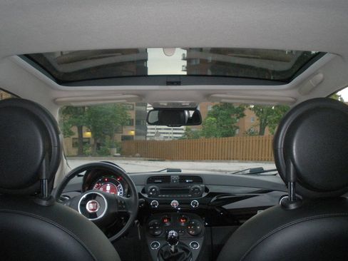 Used 2015 FIAT 500 Lounge w/ Luxury Leather Package FWD image 31