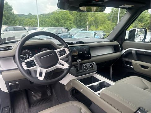 Used 2025 Land Rover Defender 110 S AWD/4WD image 13