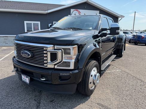 Used 2022 Ford F450 Platinum w/ FX4 Off-Road Package AWD/4WD image 9