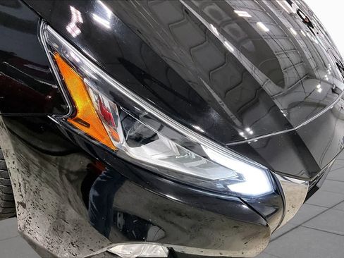 Used 2019 Nissan Altima 2.5 Platinum FWD image 27