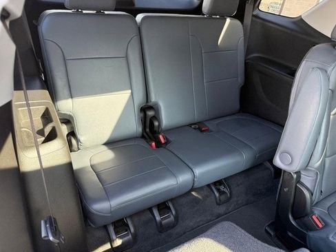 Used 2019 Chevrolet Traverse Premier w/ Driver Confidence II Package image 12