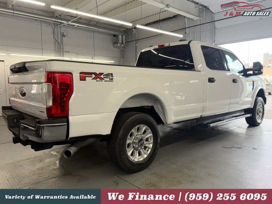 Used 2022 Ford F350 XLT w/ XLT Value Package AWD/4WD image 7