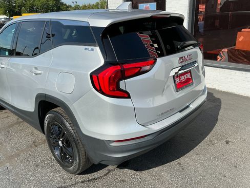 Used 2019 GMC Terrain SLE image 28