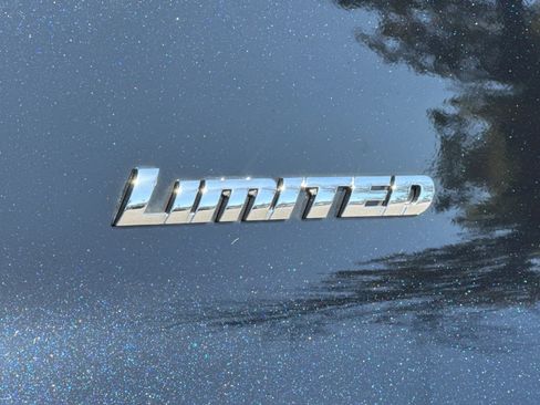 Used 2023 Toyota 4Runner Limited AWD/4WD image 27